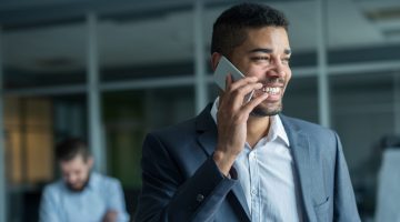 Entrevista por telefone: veja como se sair bem