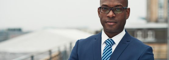 Racismo institucional: o que é e seu impacto no mercado de trabalho